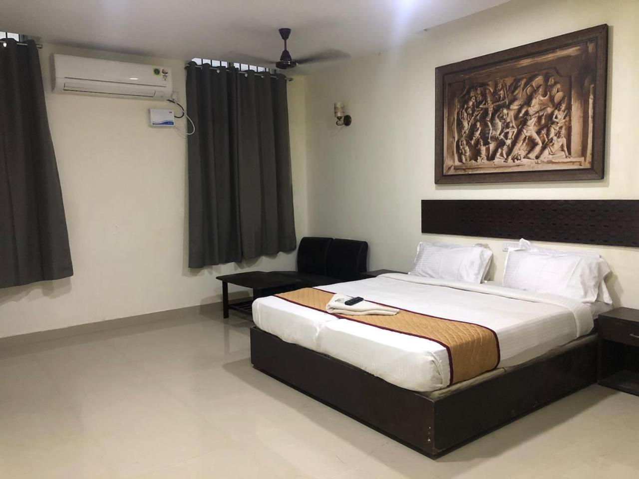 Sai Lakshmi Pavanam Chennai Esterno foto