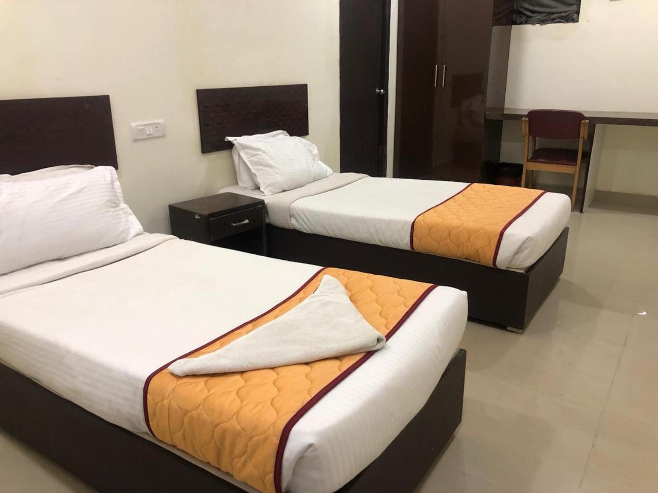 Sai Lakshmi Pavanam Chennai Esterno foto